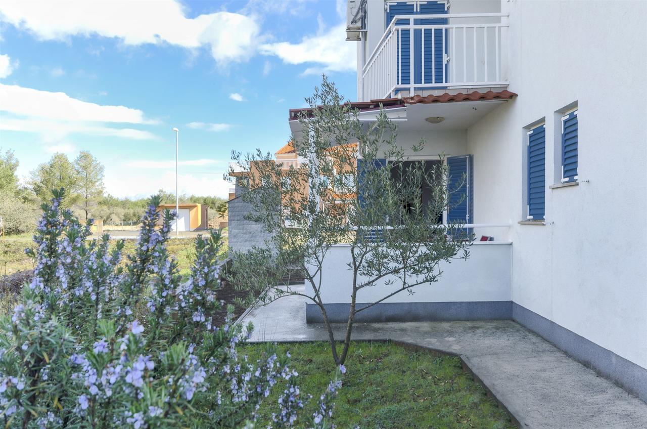 סרימה Apartment Branka מראה חיצוני תמונה